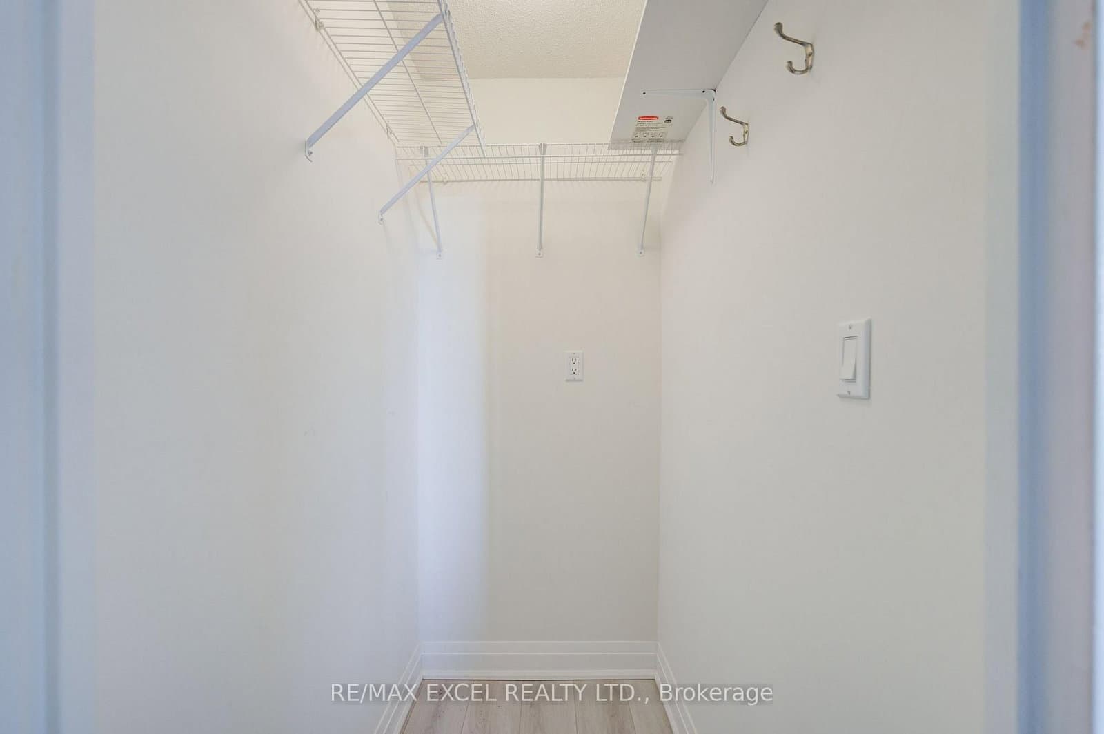 30 Thunder Grove, Unit 906 thumbnail 34