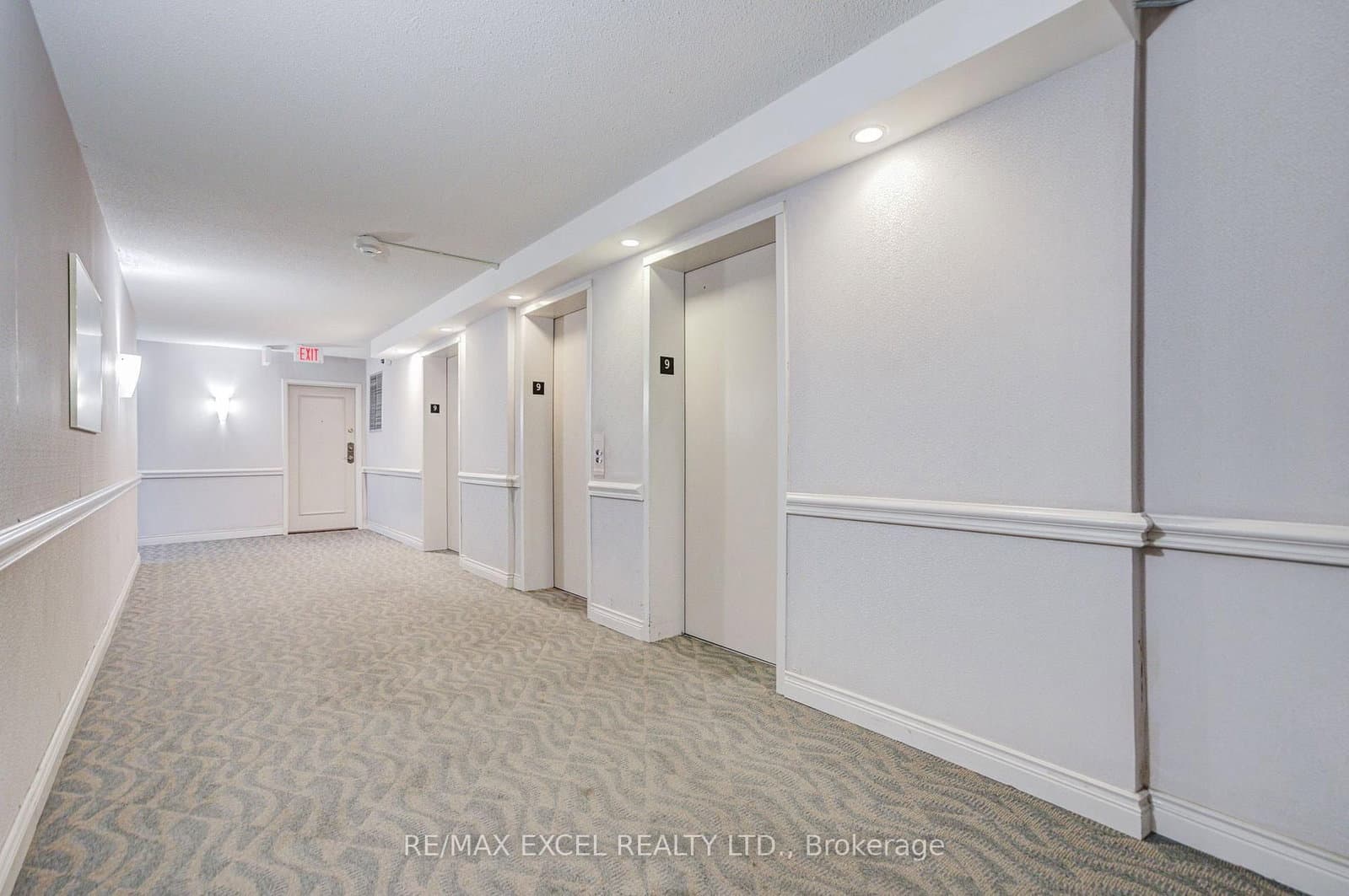 30 Thunder Grove, Unit 906 thumbnail 6