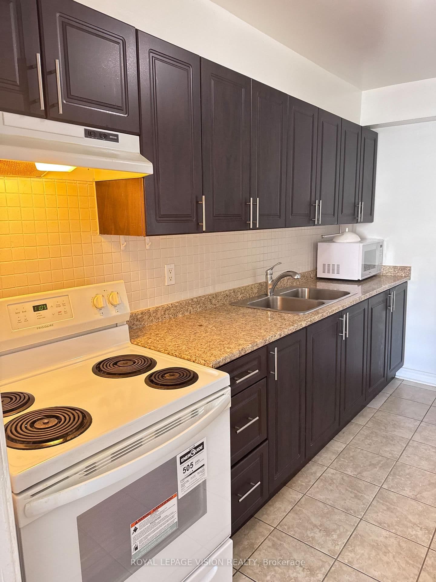 5 Massey Square, Unit 2801 thumbnail 3