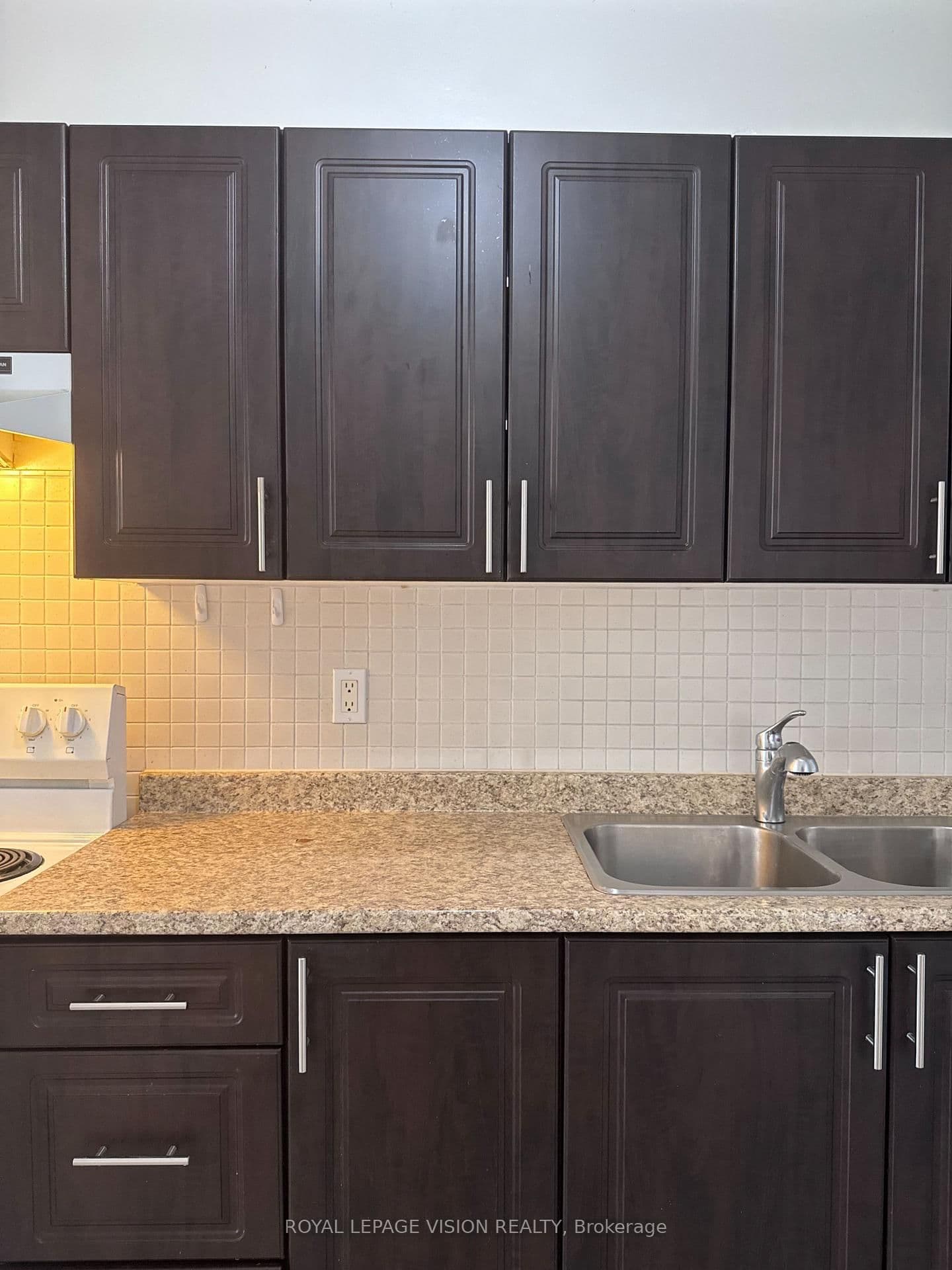 5 Massey Square, Unit 2801 thumbnail 4