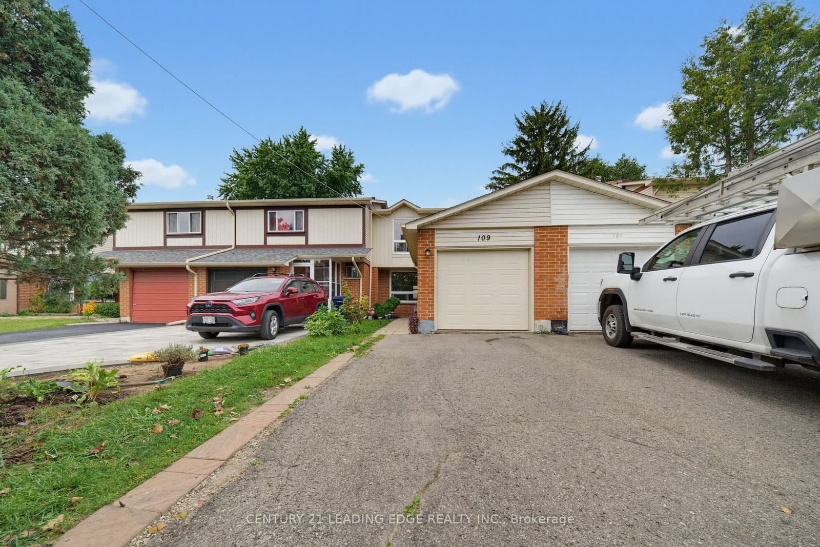 109 Phalen Crescent thumbnail 2