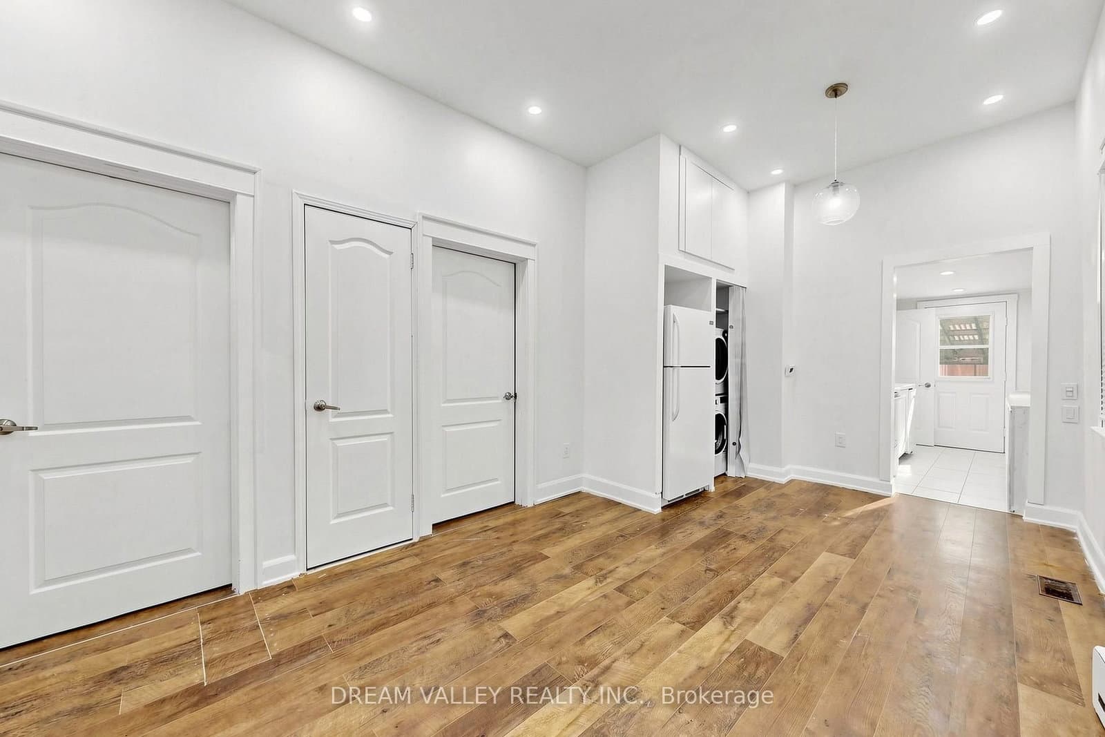 47 Laurel Avenue thumbnail 6