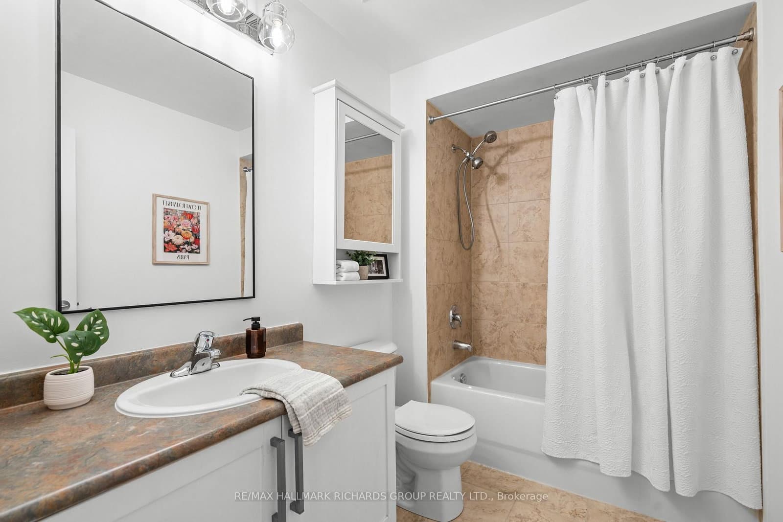 287 Kingston Road thumbnail 19