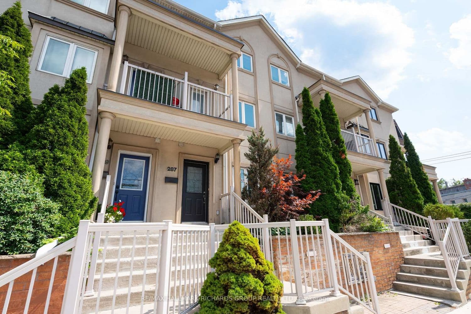 287 Kingston Road thumbnail 2