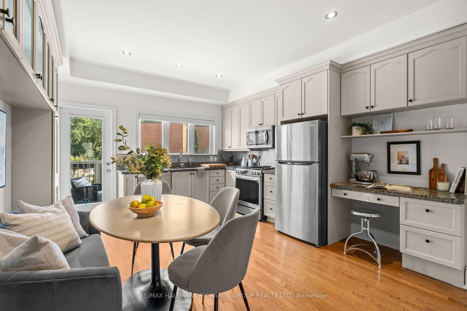 287 Kingston Road thumbnail 7