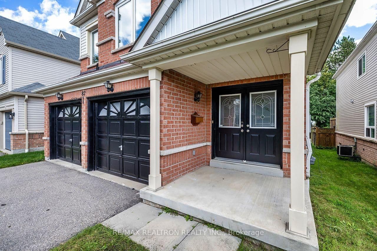 82 Beachgrove Crescent thumbnail 2