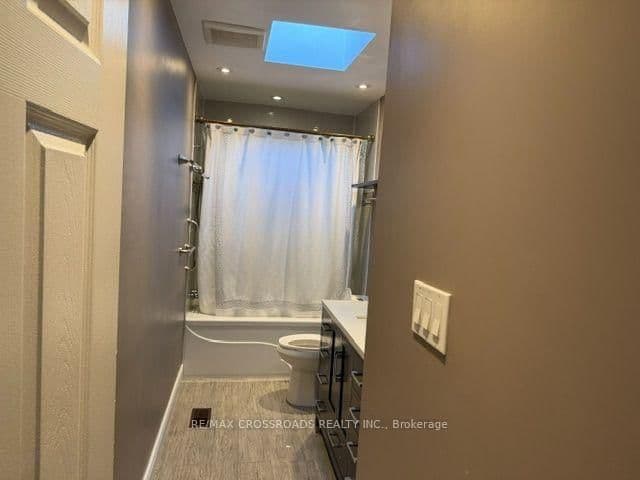840 Danforth Road, Unit Upper thumbnail 12