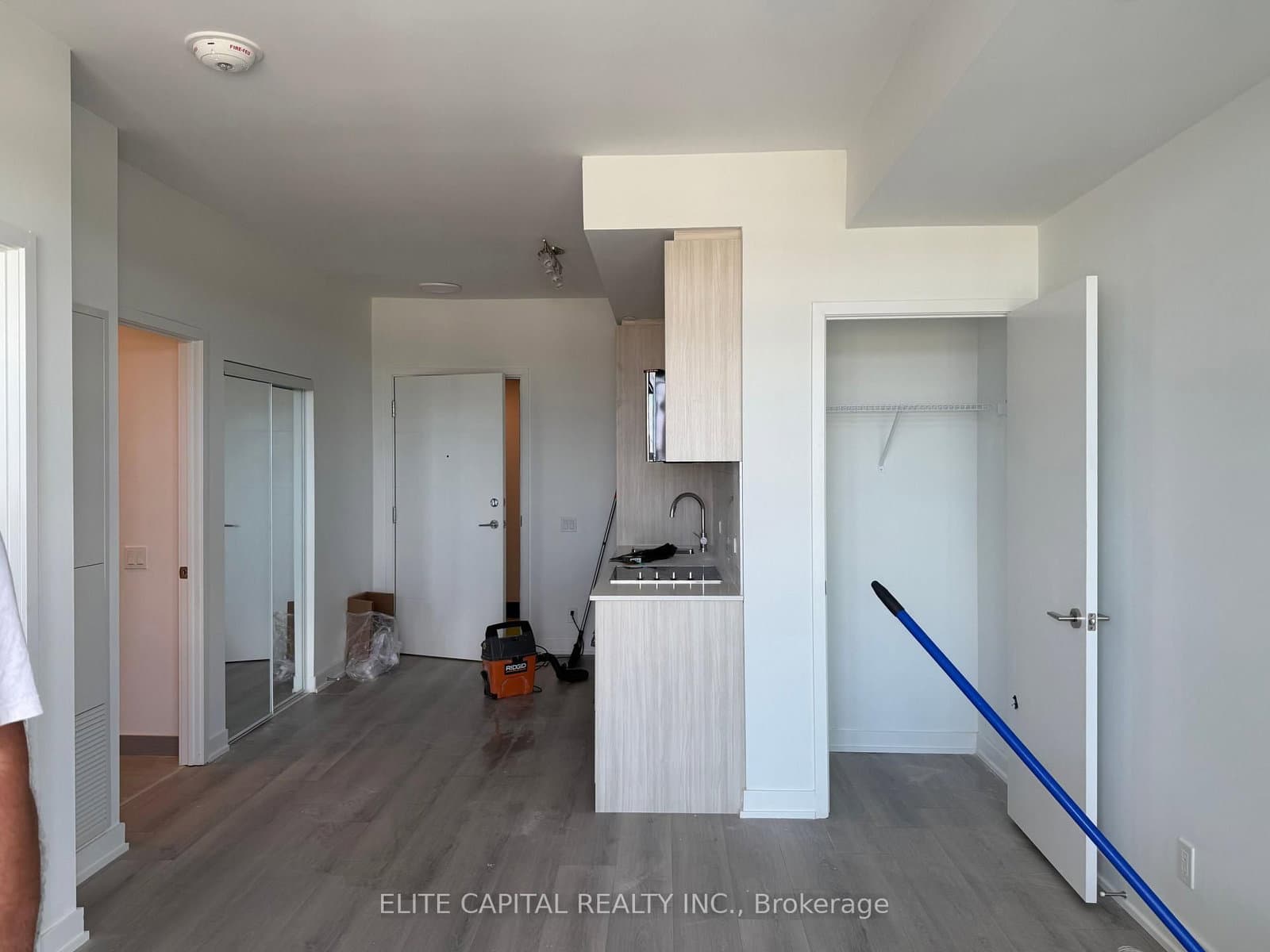 20 Deans Drive, Unit 521 thumbnail 3