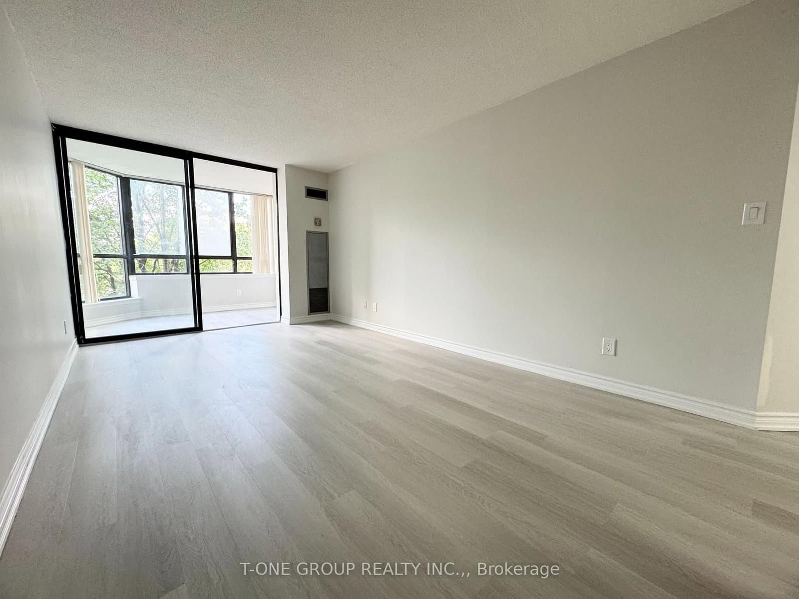 25 Bamburgh Circle, Unit 341 thumbnail 3