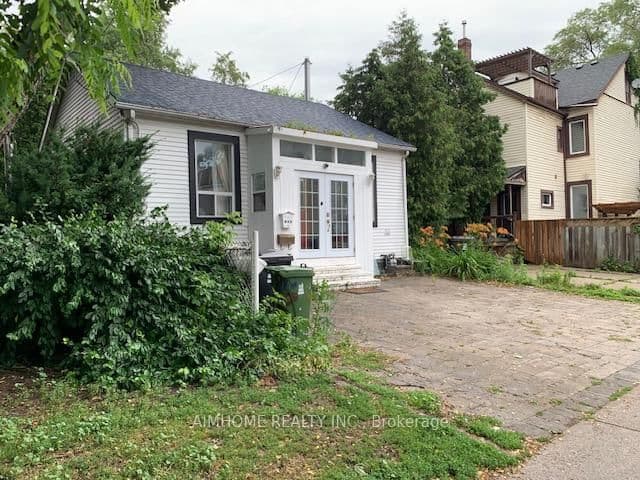 966 Dundas Street E thumbnail 4