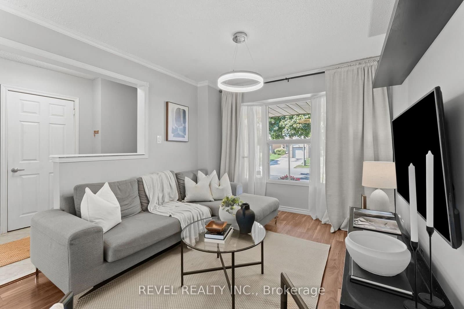 18 Longstaff Drive thumbnail 8