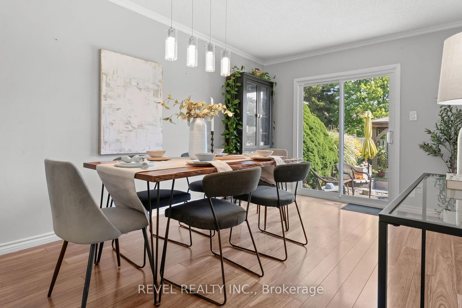 18 Longstaff Drive thumbnail 9