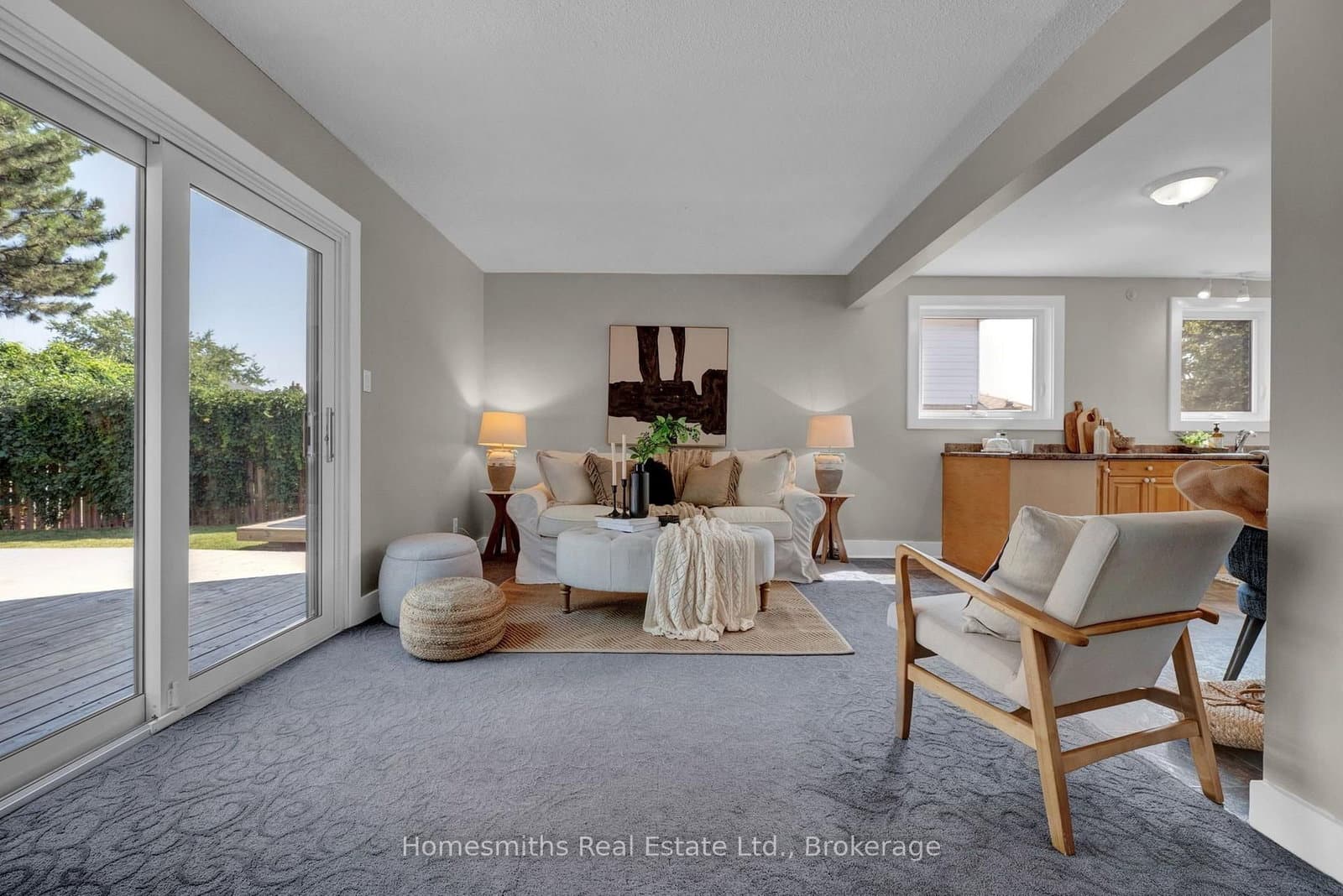 44 Loscombe Drive thumbnail 16