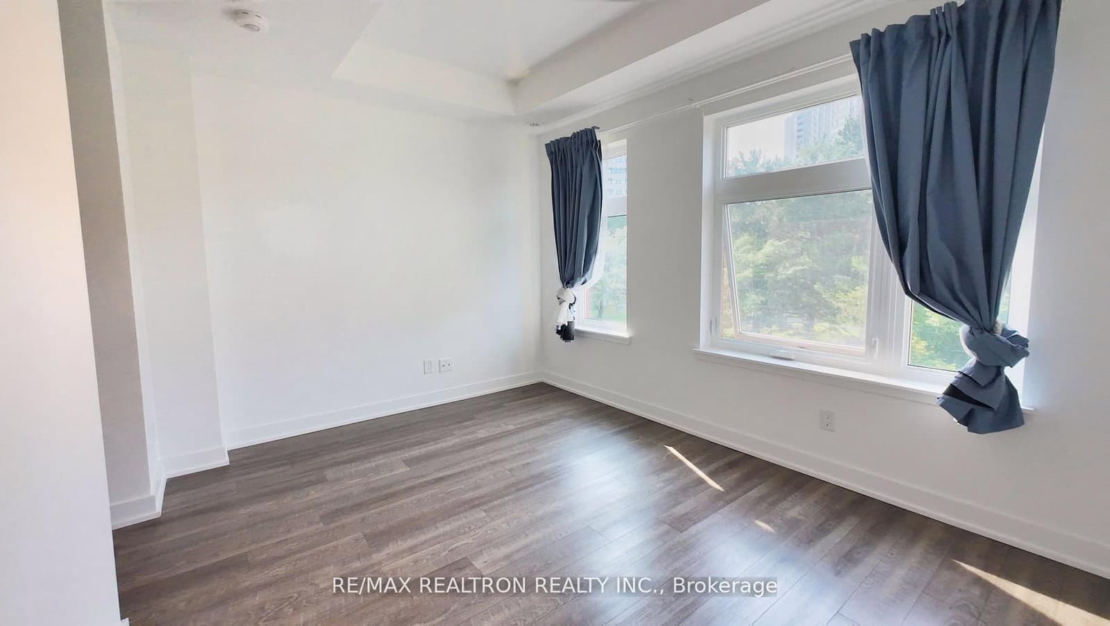 20 Echo Point, Unit 128 thumbnail 17
