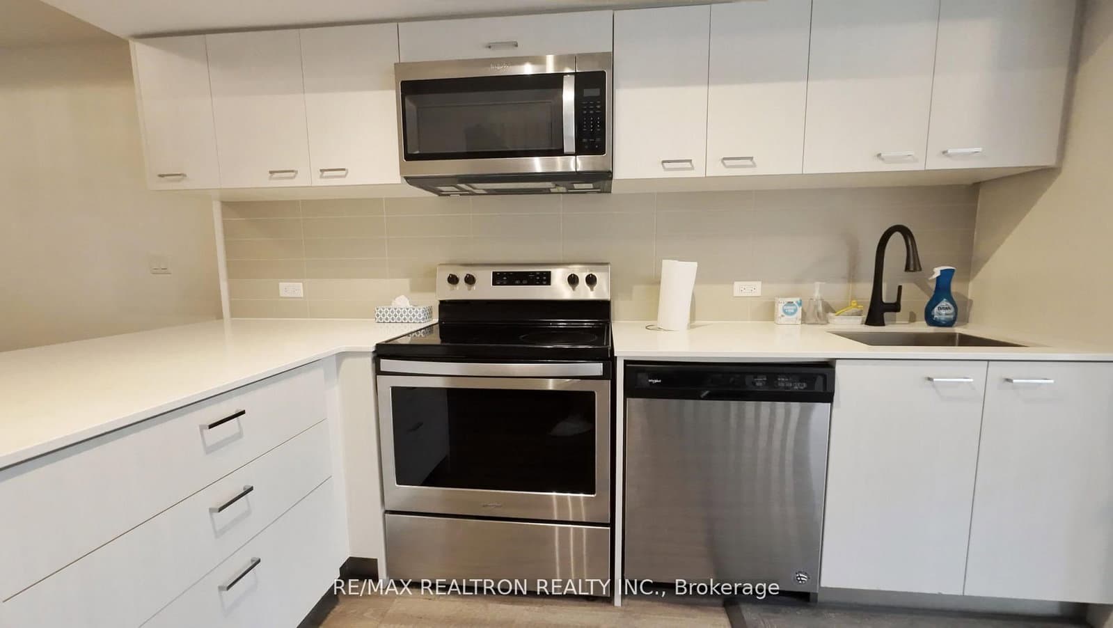20 Echo Point, Unit 128 thumbnail 5