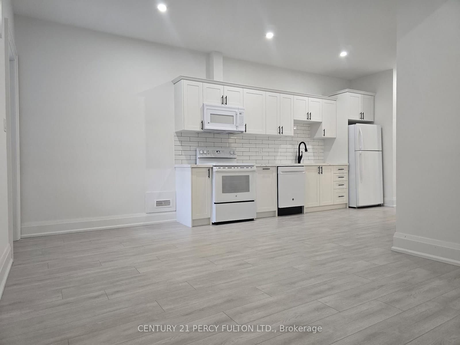 195 Danforth Road, Unit Bsmt thumbnail 2
