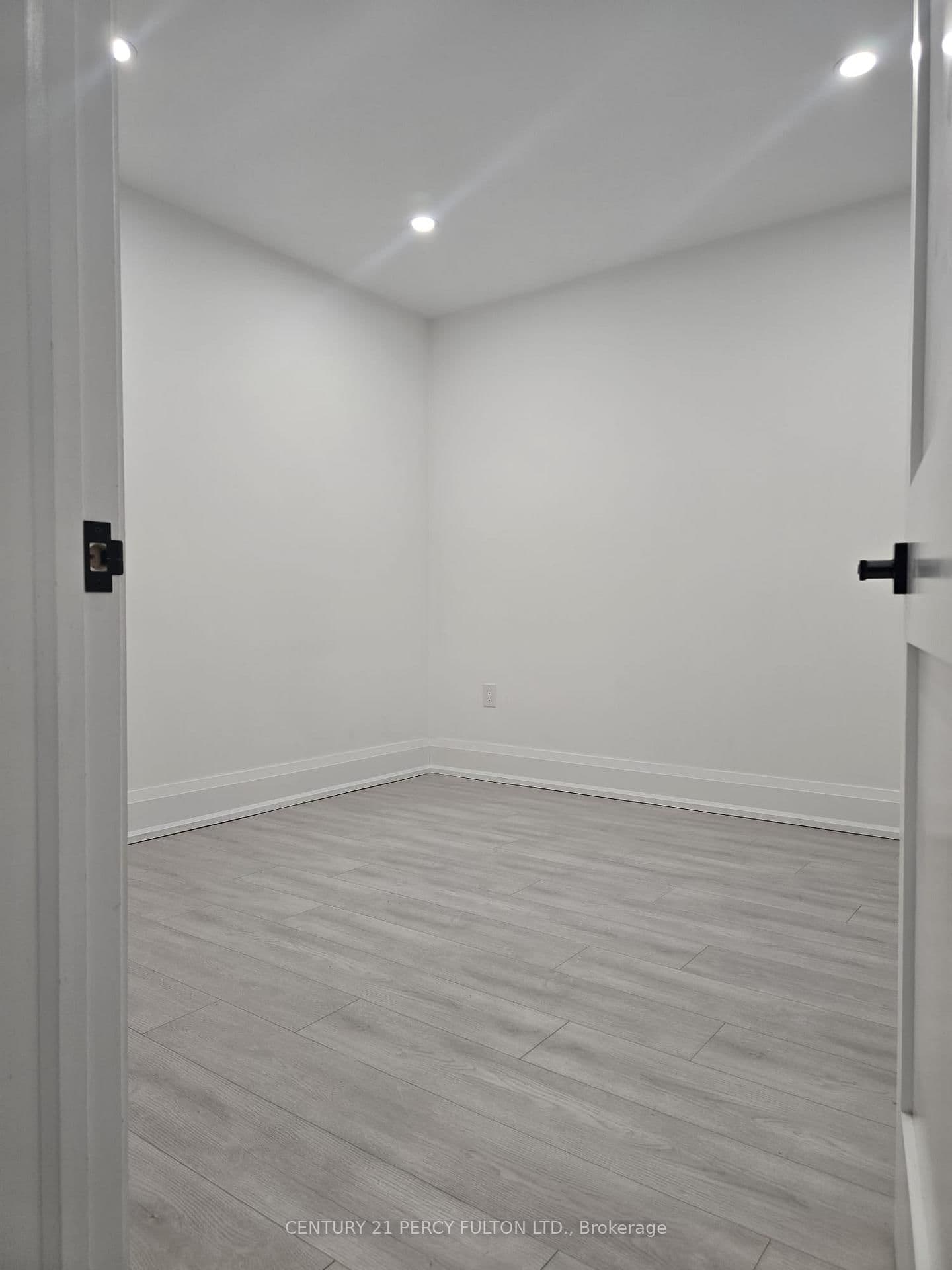195 Danforth Road, Unit Bsmt thumbnail 6