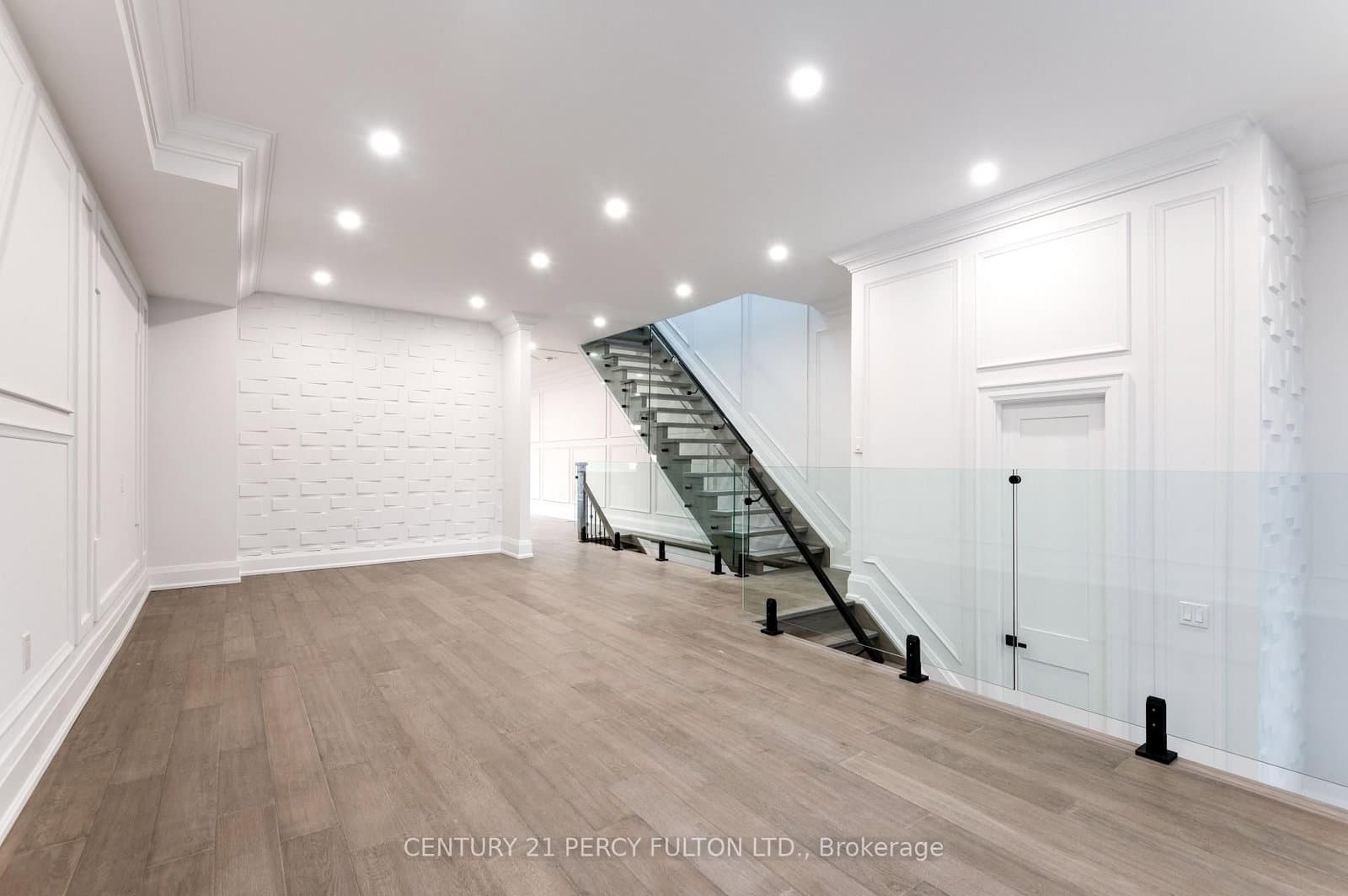 195 Danforth Road thumbnail 6