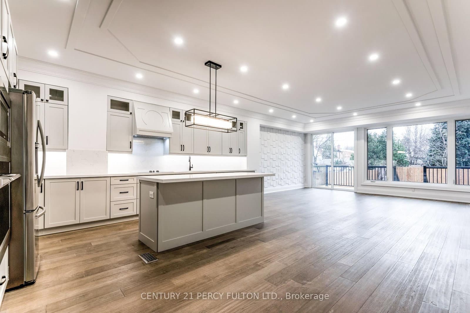 195 Danforth Road thumbnail 7