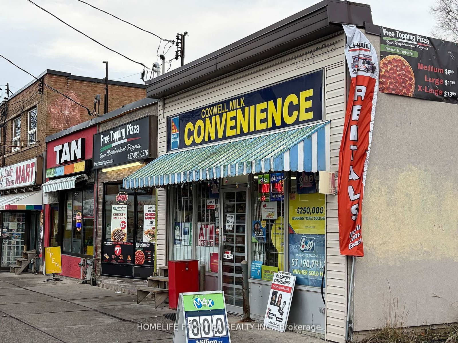 1019 Coxwell Avenue thumbnail 2