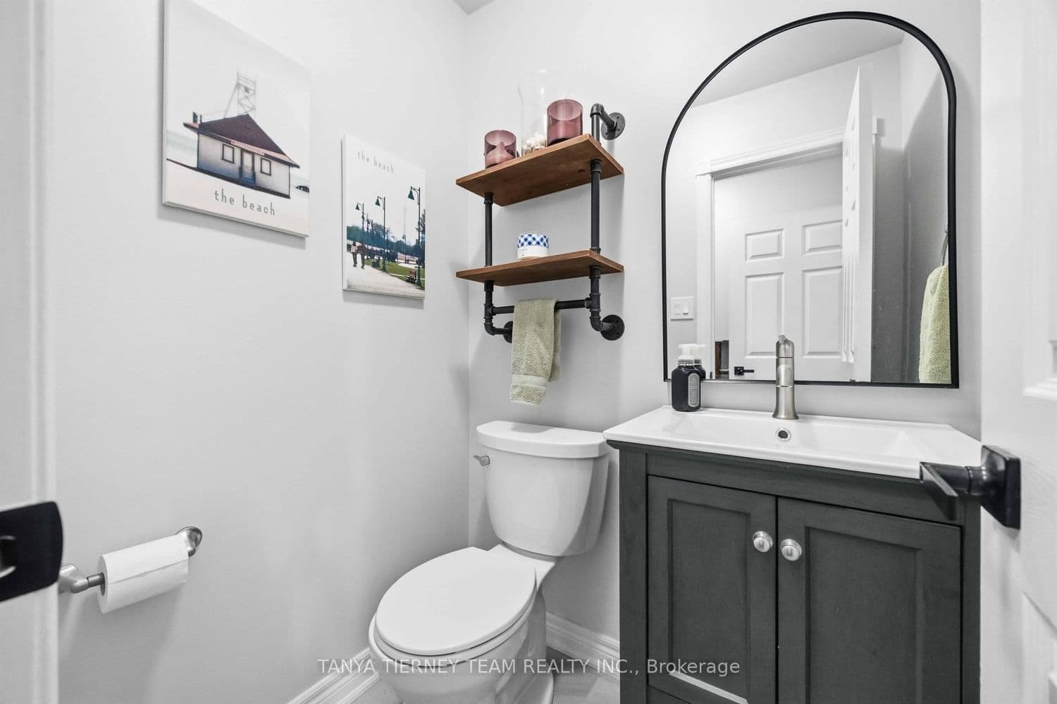 16 Waring Avenue thumbnail 23