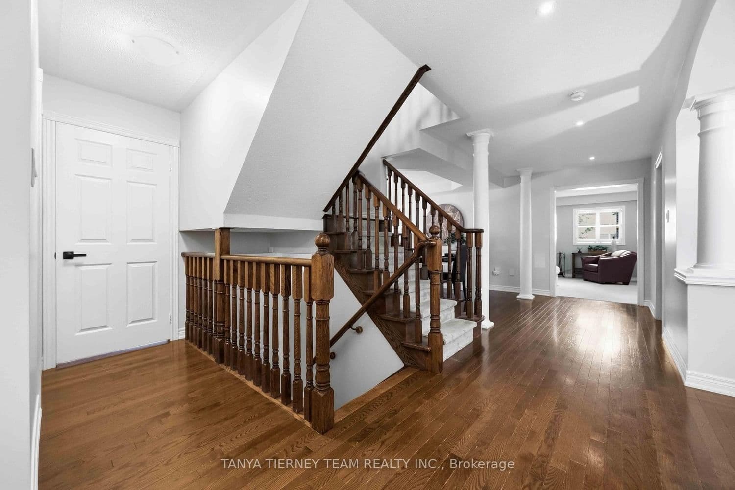 16 Waring Avenue thumbnail 25