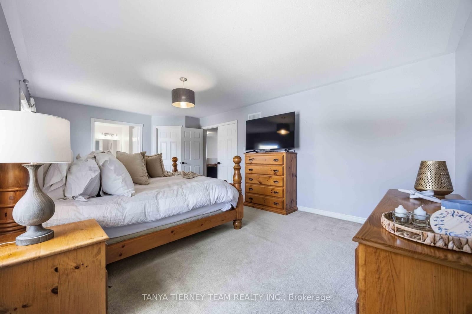 16 Waring Avenue thumbnail 32