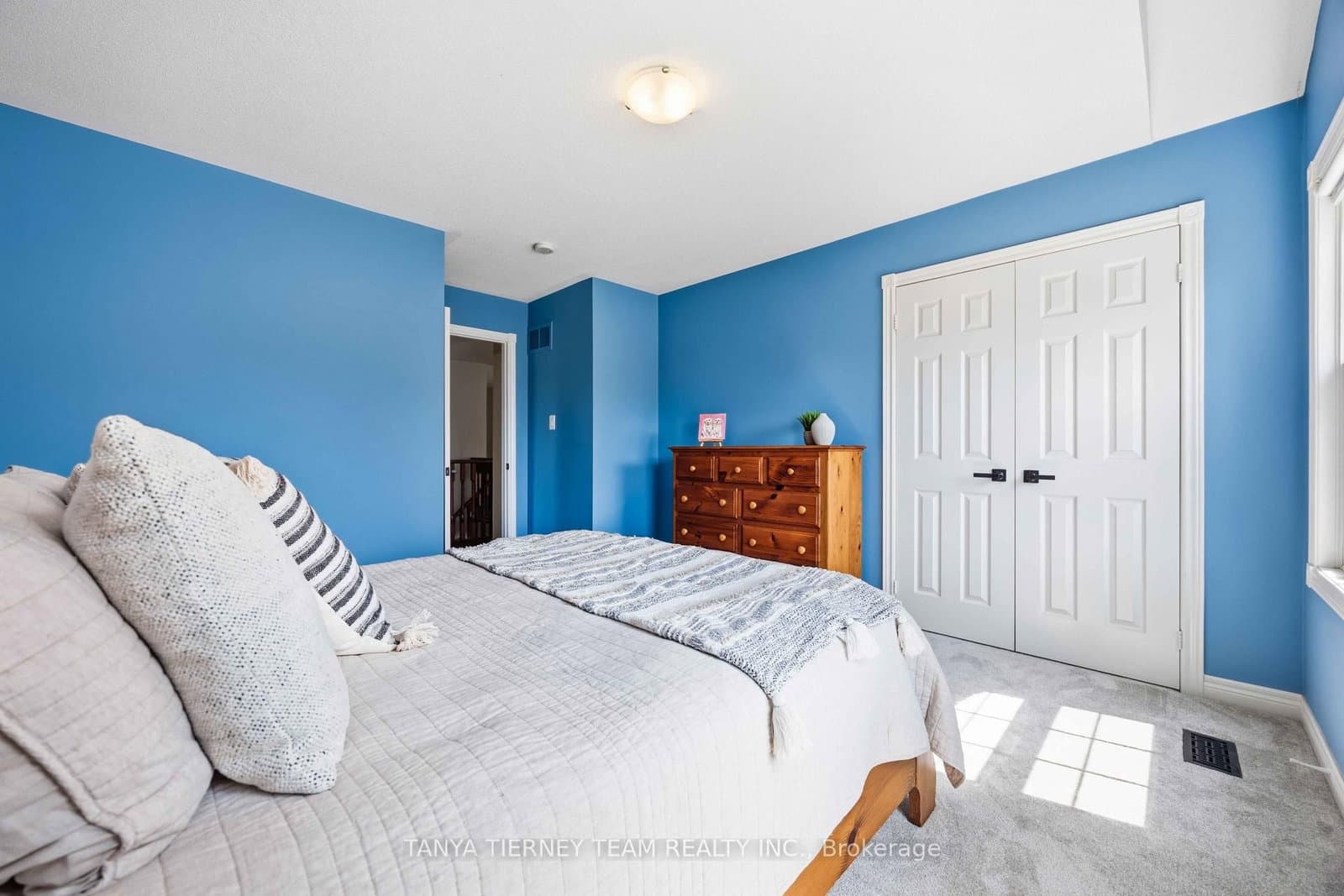 16 Waring Avenue thumbnail 40