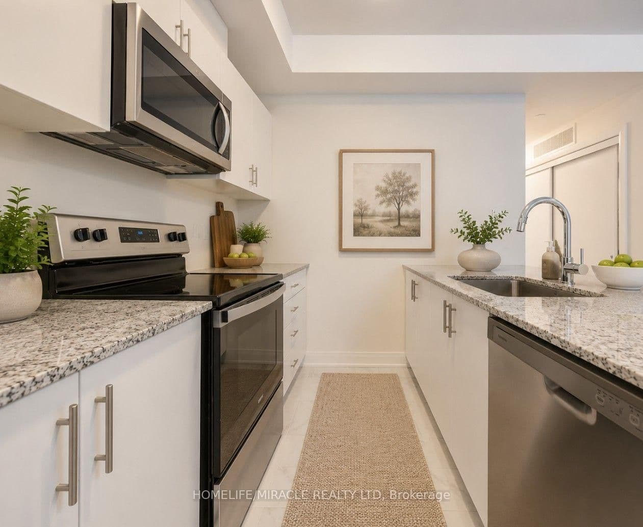 145 Tapscott Road, Unit 8 thumbnail 3
