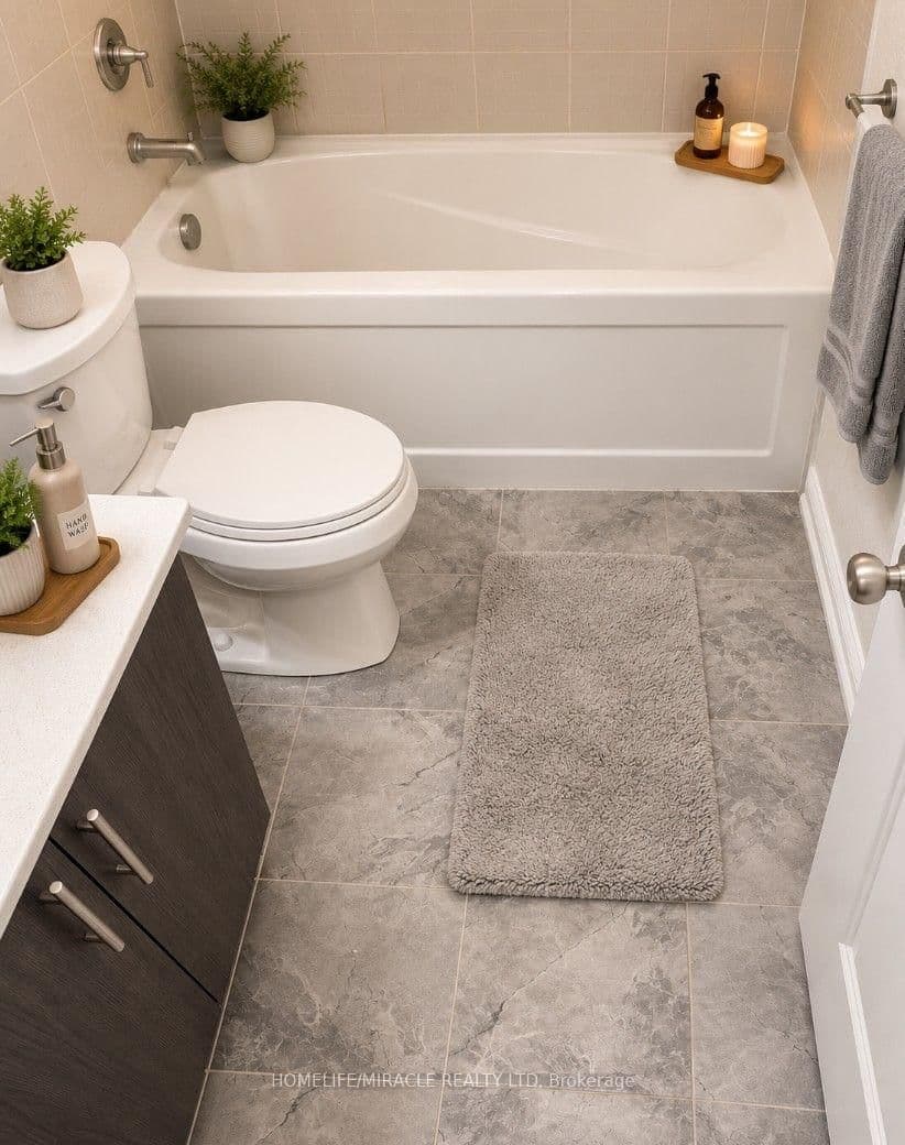 145 Tapscott Road, Unit 8 thumbnail 8
