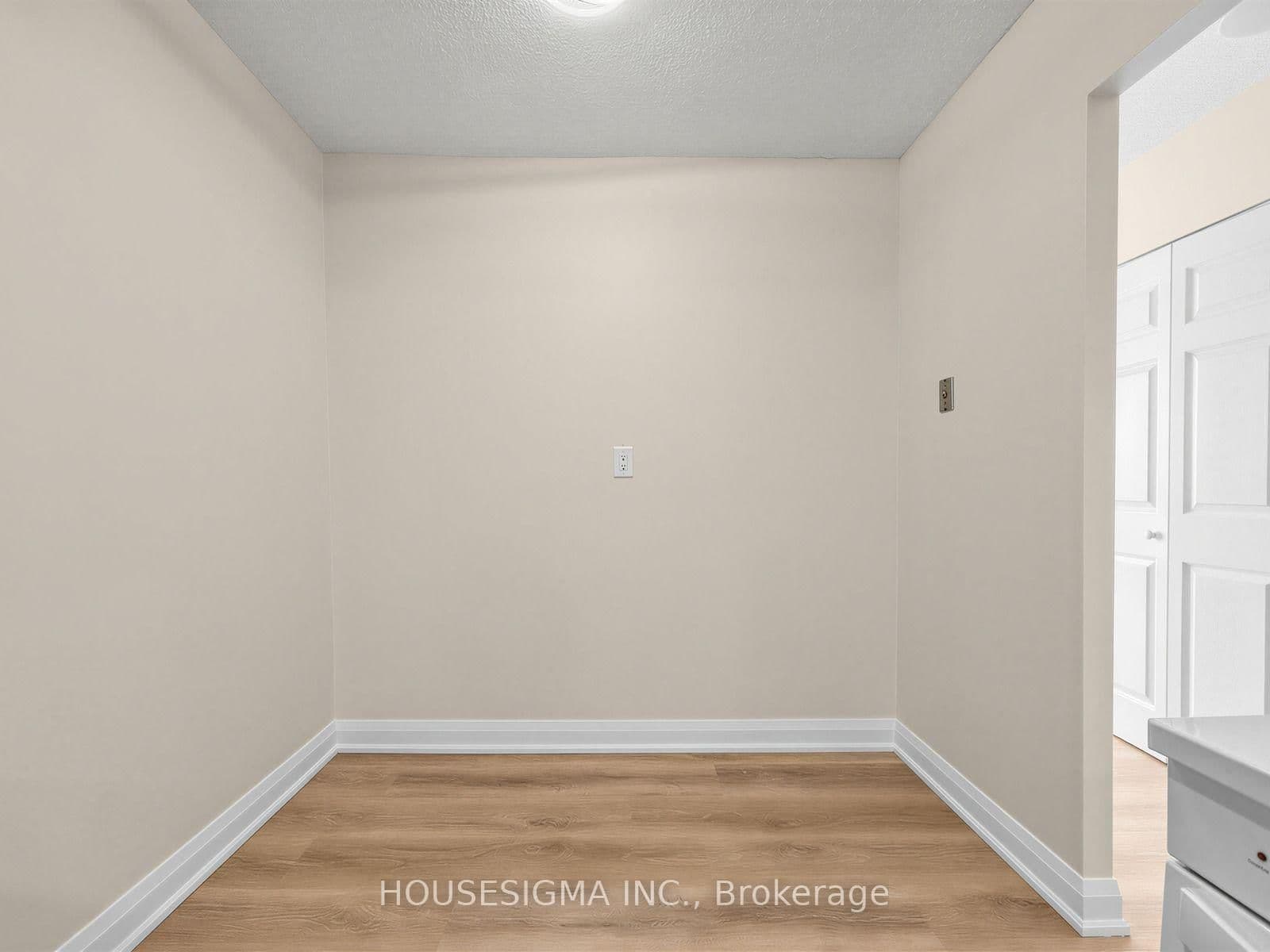 3151 Bridletowne Circle, Unit 2307 thumbnail 23