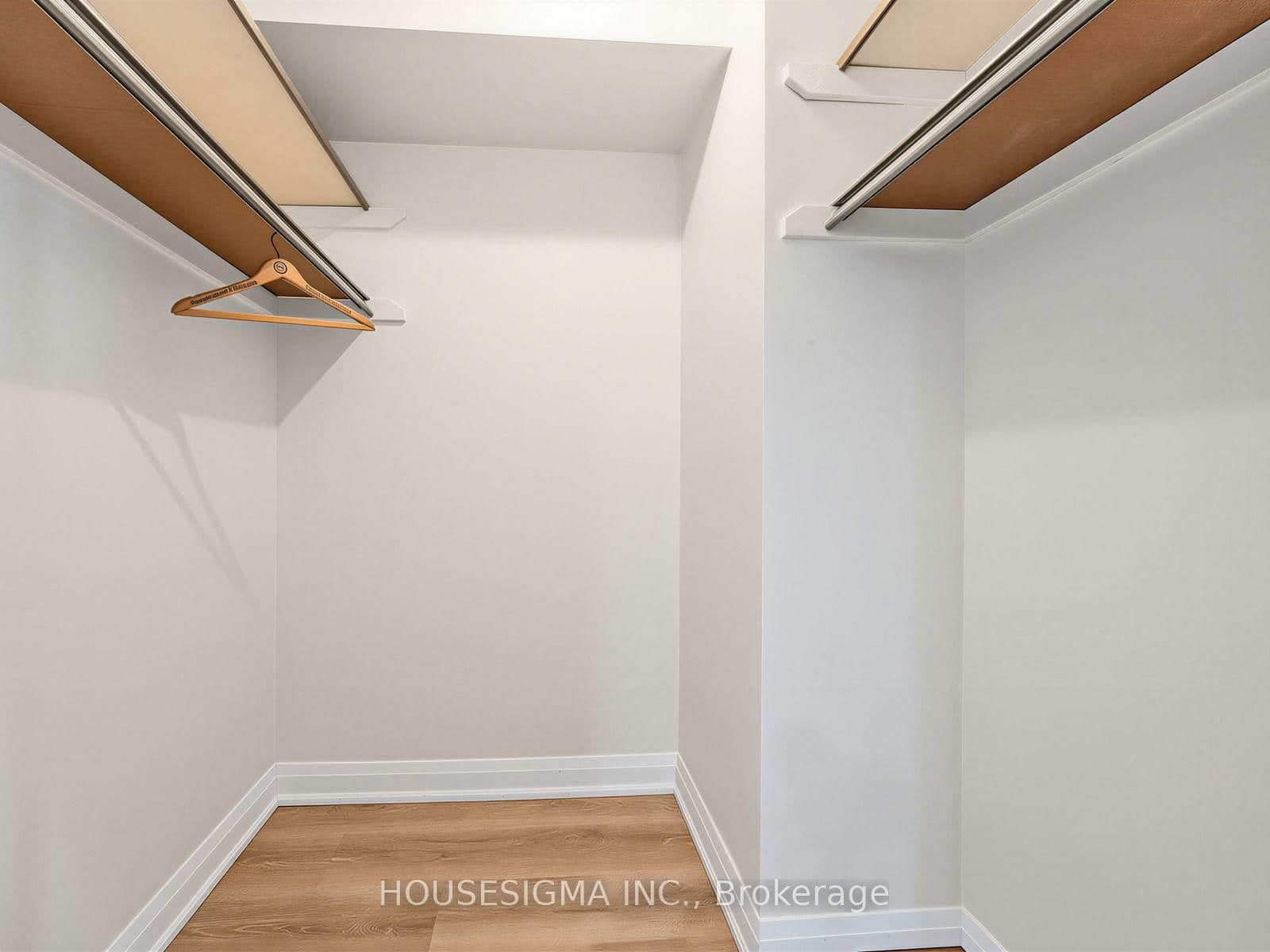 3151 Bridletowne Circle, Unit 2307 thumbnail 31