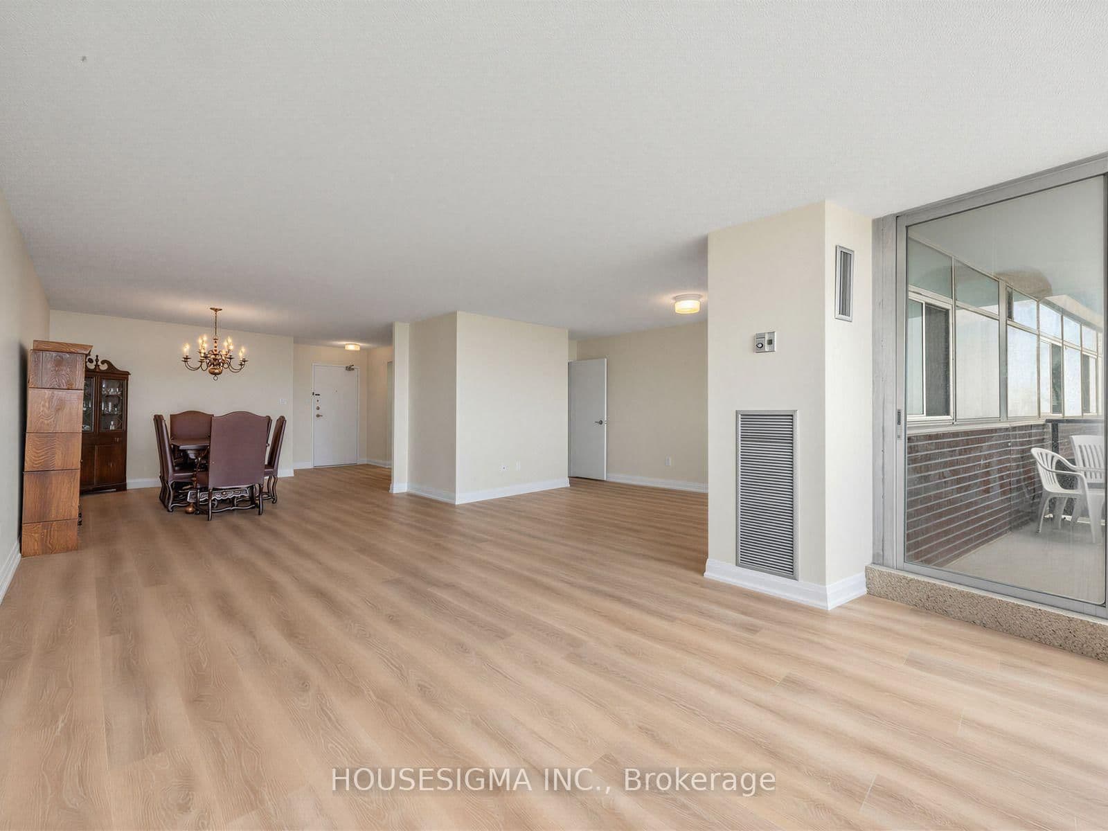 3151 Bridletowne Circle, Unit 2307 thumbnail 7