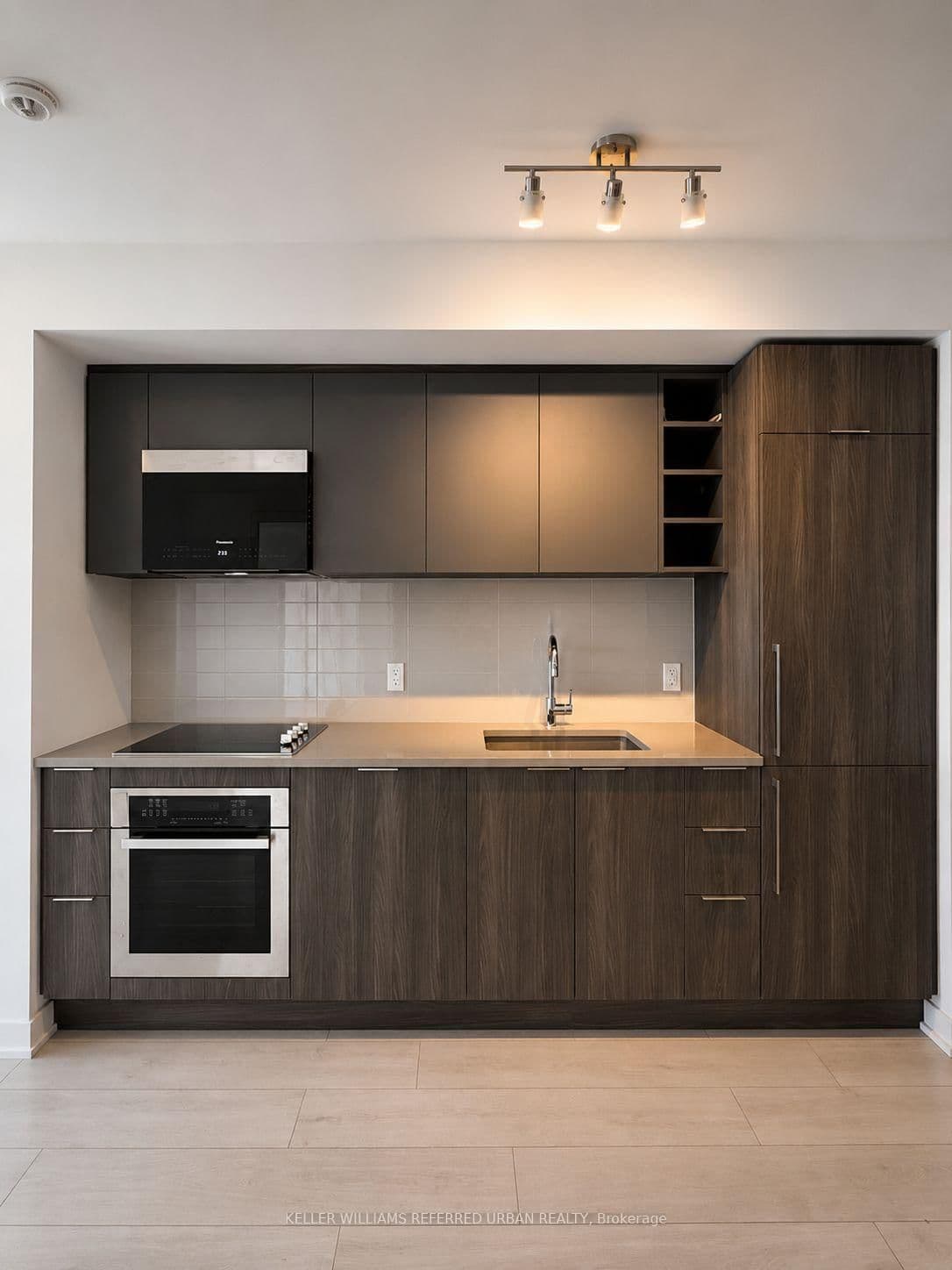 2033 Kennedy Road, Unit 1607 thumbnail 2