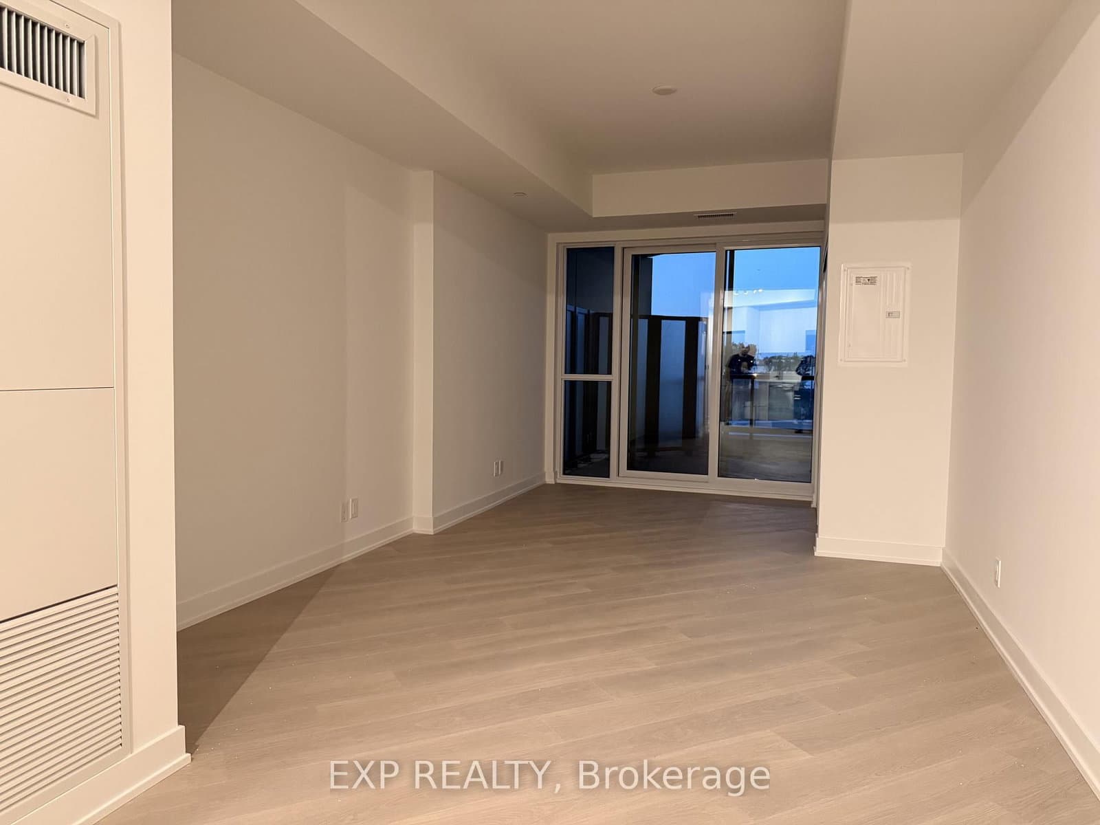 225-20 DEANS Drive thumbnail 17