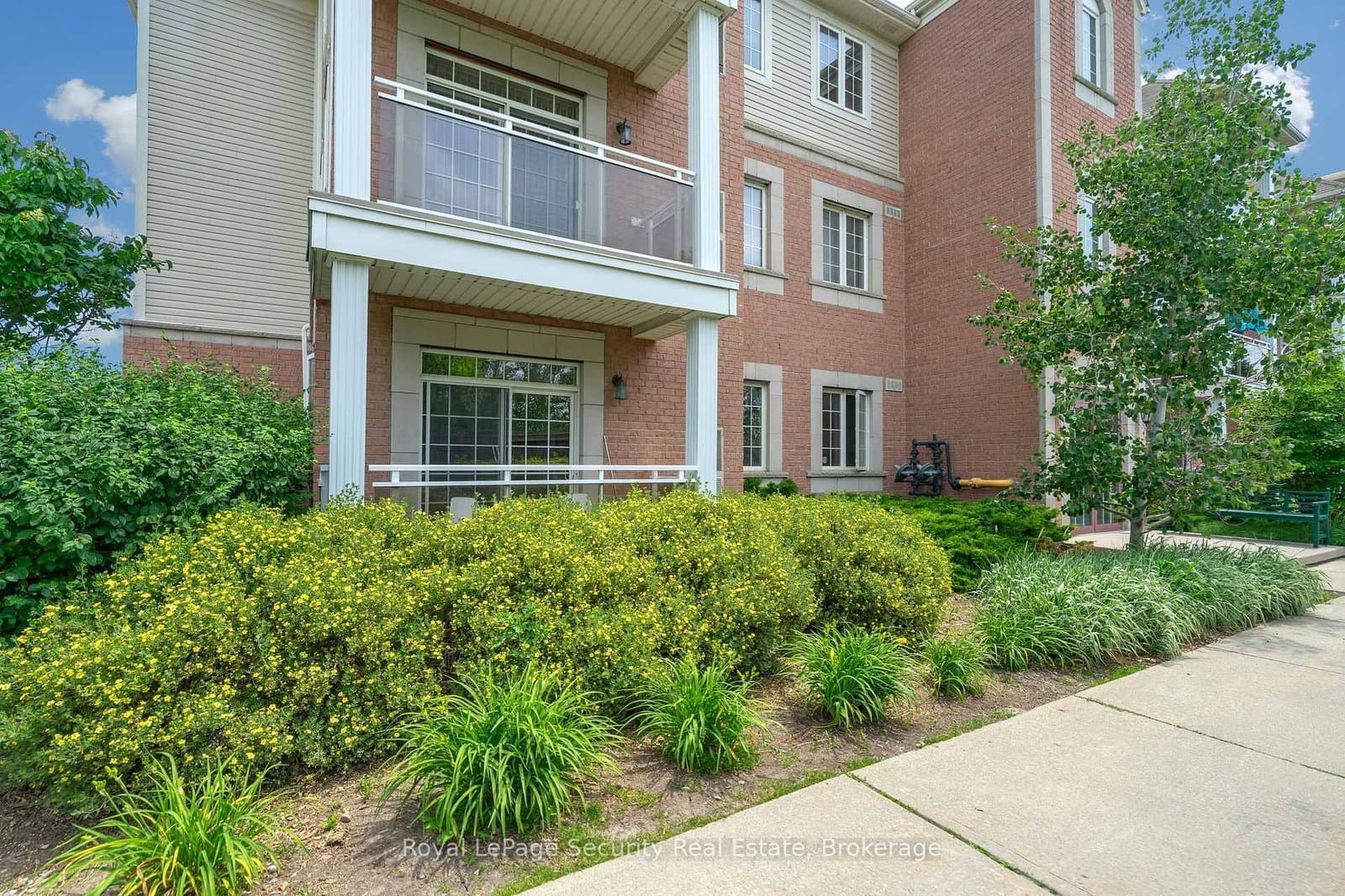 52 Harvey Johnston Way, Unit 101 thumbnail 2