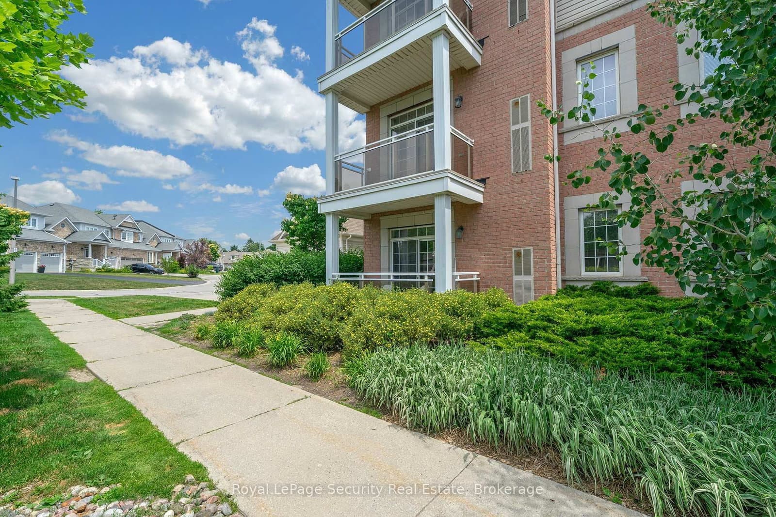 52 Harvey Johnston Way, Unit 101 thumbnail 30