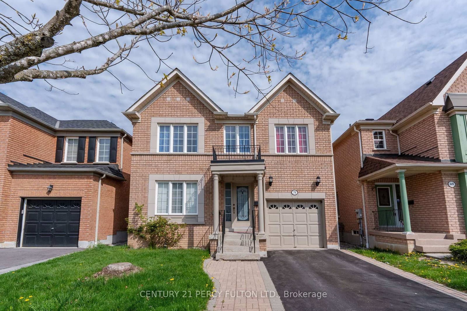 71 Armitage Crescent - Image 1