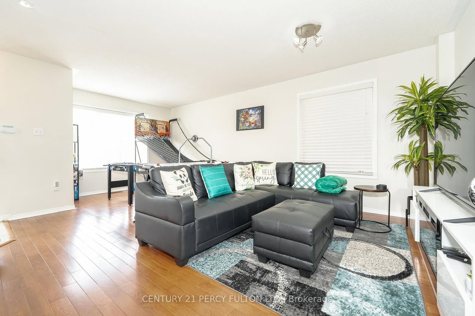 71 Armitage Crescent thumbnail 9