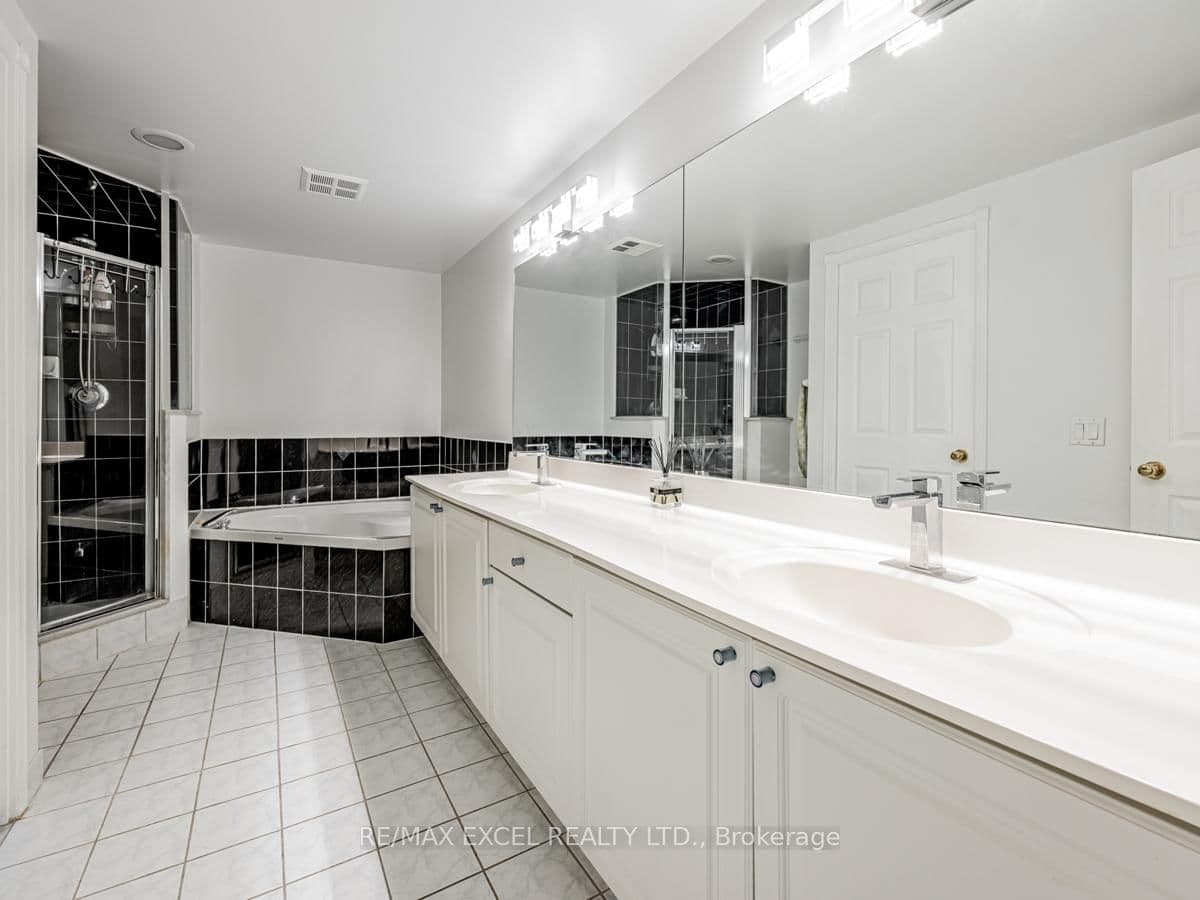 188 Bonis Avenue, Unit 805 thumbnail 26
