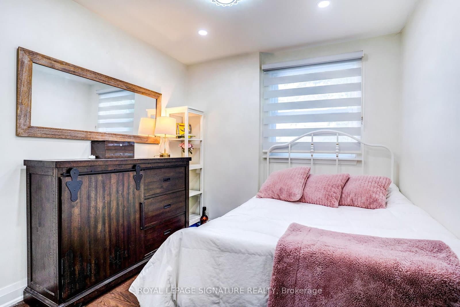 23 Denham Road thumbnail 19