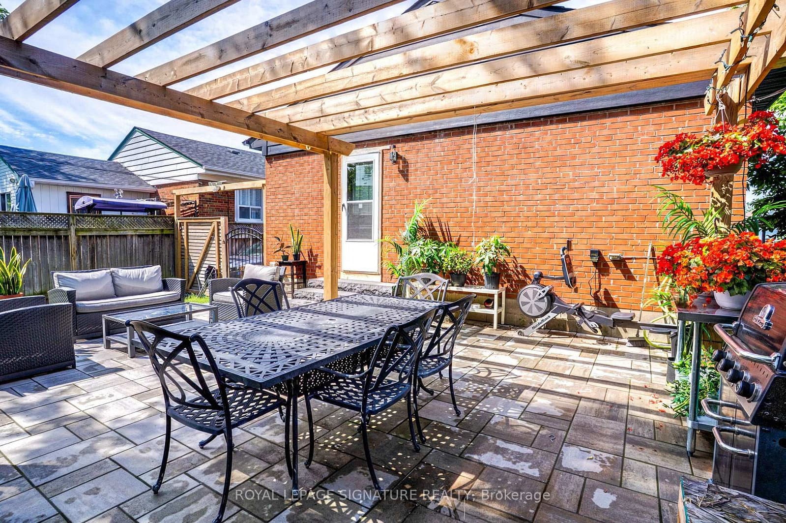 23 Denham Road thumbnail 35