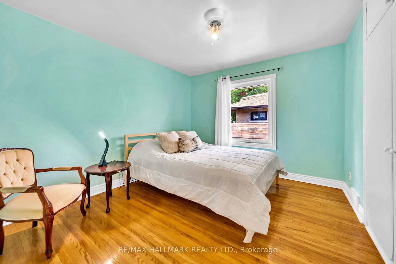 1557 Pharmacy Avenue thumbnail 12
