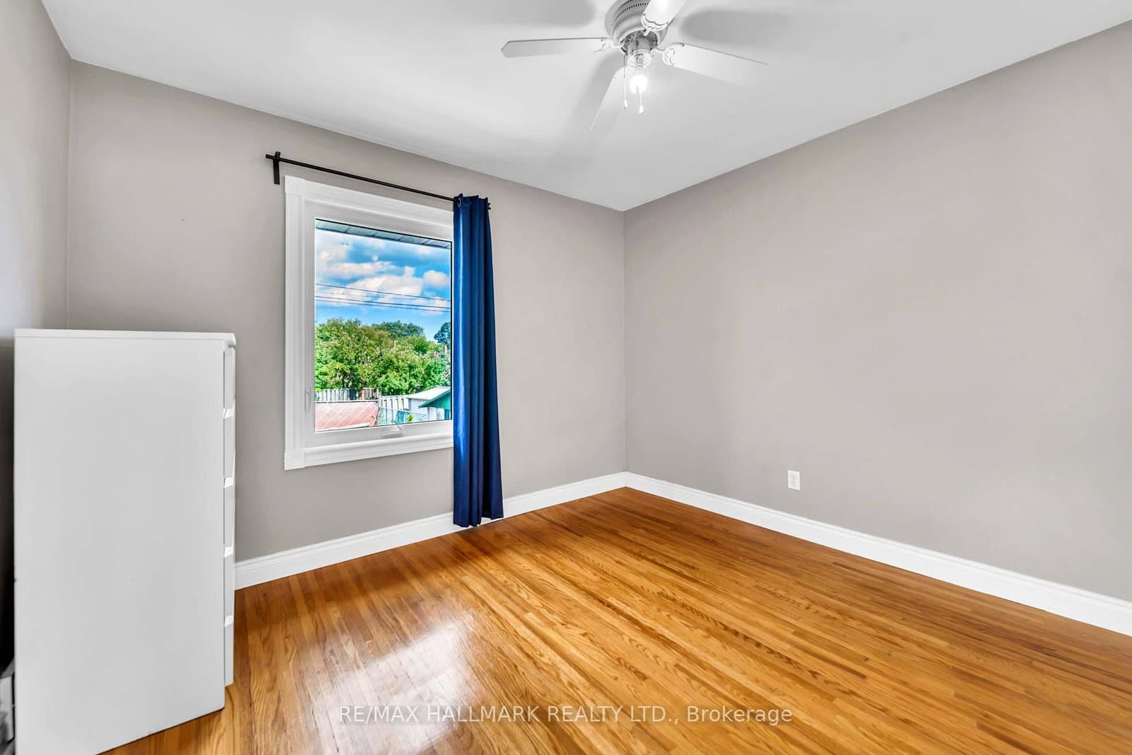 1557 Pharmacy Avenue thumbnail 14