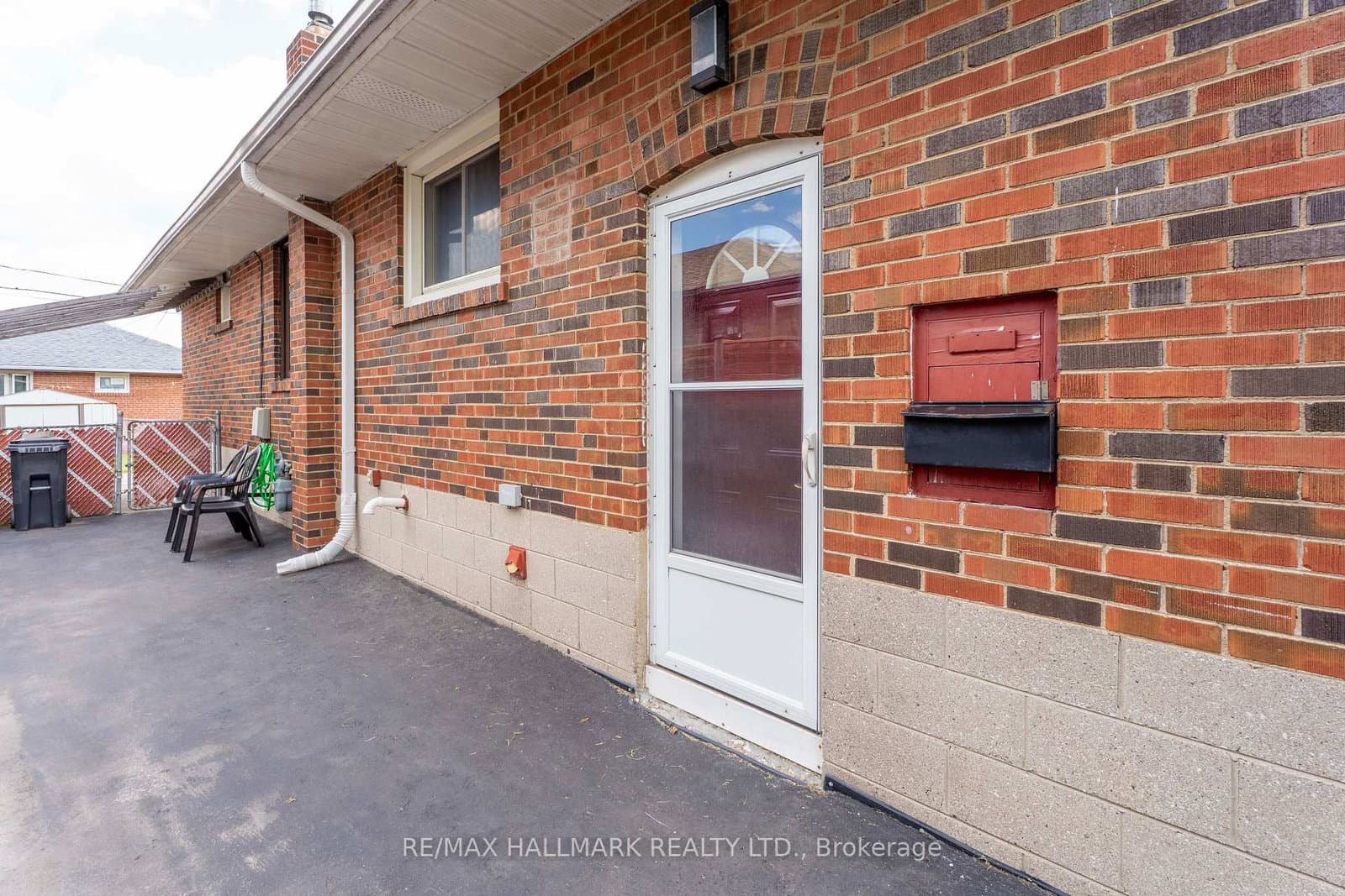 1557 Pharmacy Avenue thumbnail 16