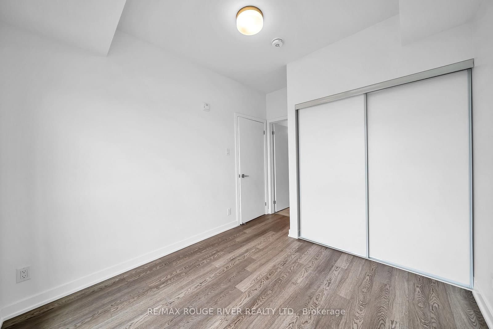 55 Clarington Boulevard, Unit 1104 thumbnail 15