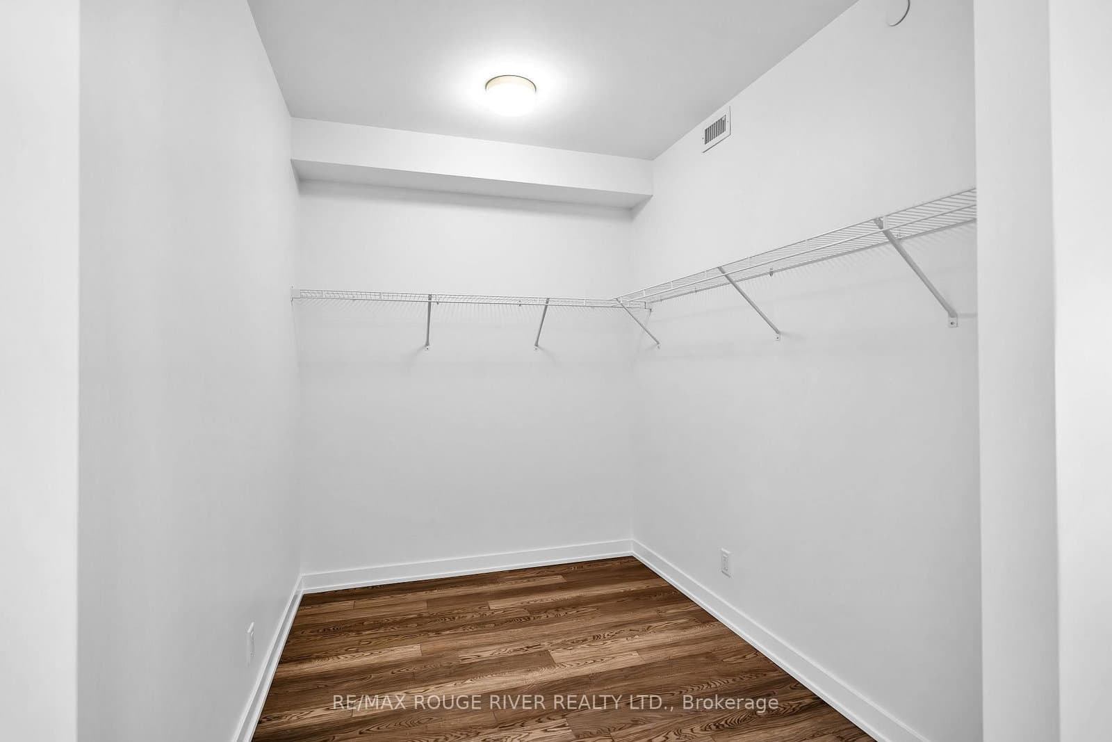55 Clarington Boulevard, Unit 1104 thumbnail 4