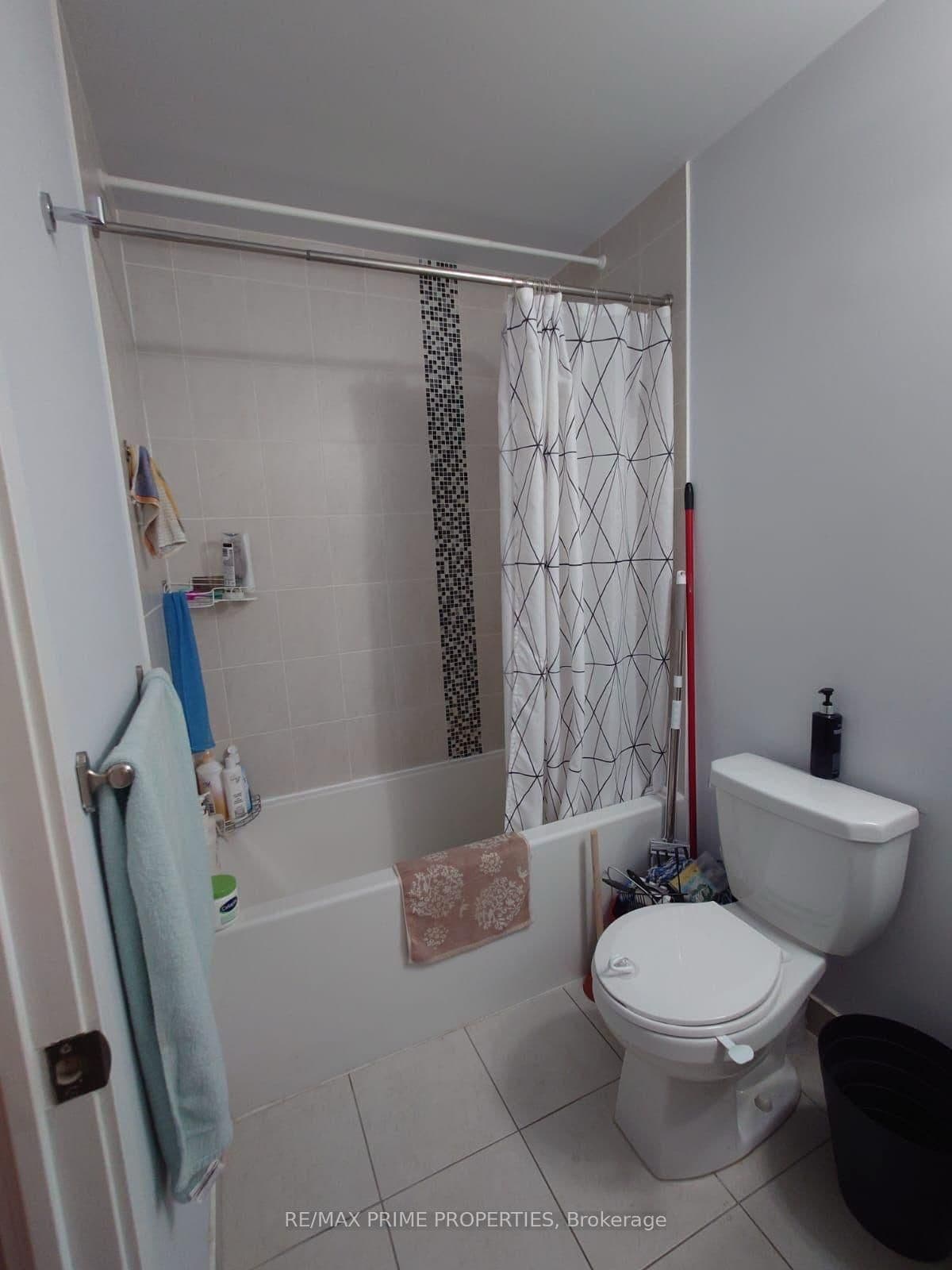 195 Bonis Avenue, Unit 2013 thumbnail 11