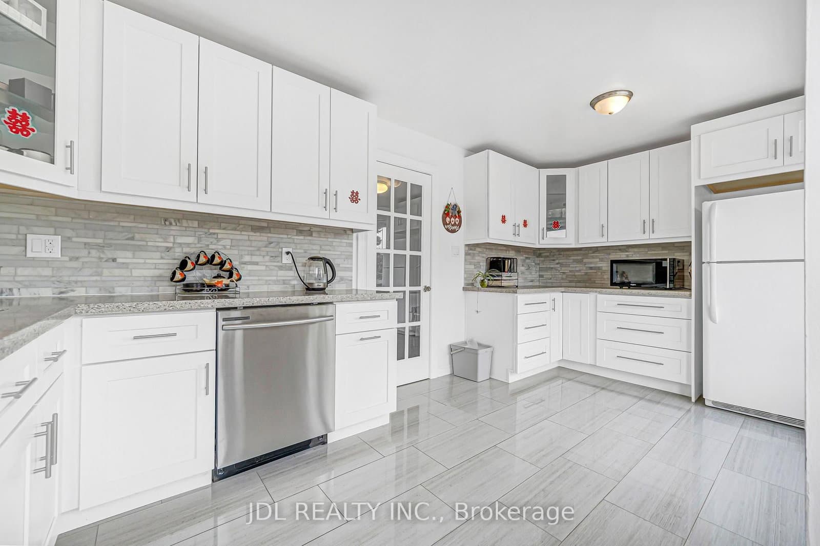 100 Bridletowne Circle, Unit 33 thumbnail 23
