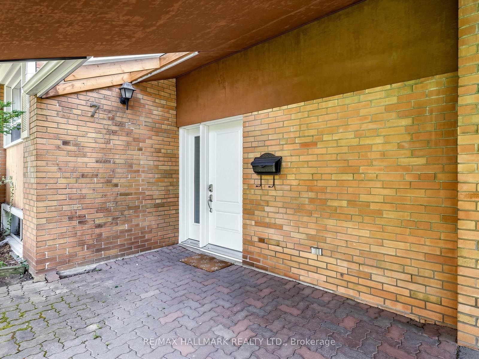 7 Panmure Crescent thumbnail 3